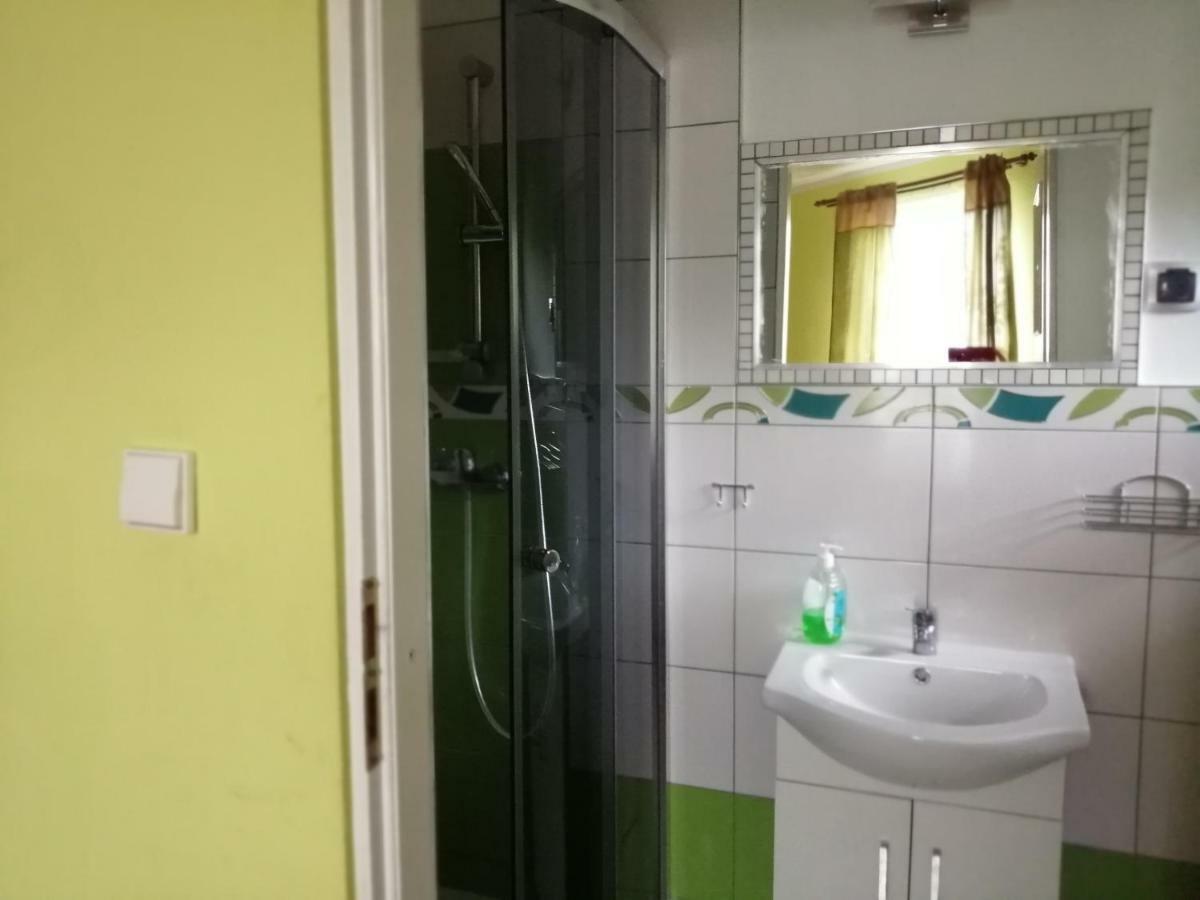Szalas Muflon - Mufflonhuette Farm stay Jelenia Gora